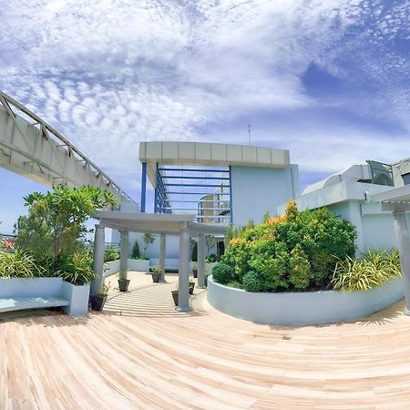 カガヤン・デ・オロThe Loop 2Br Fully Furnished Corner Unit W Balconyアパートメント エクステリア 写真