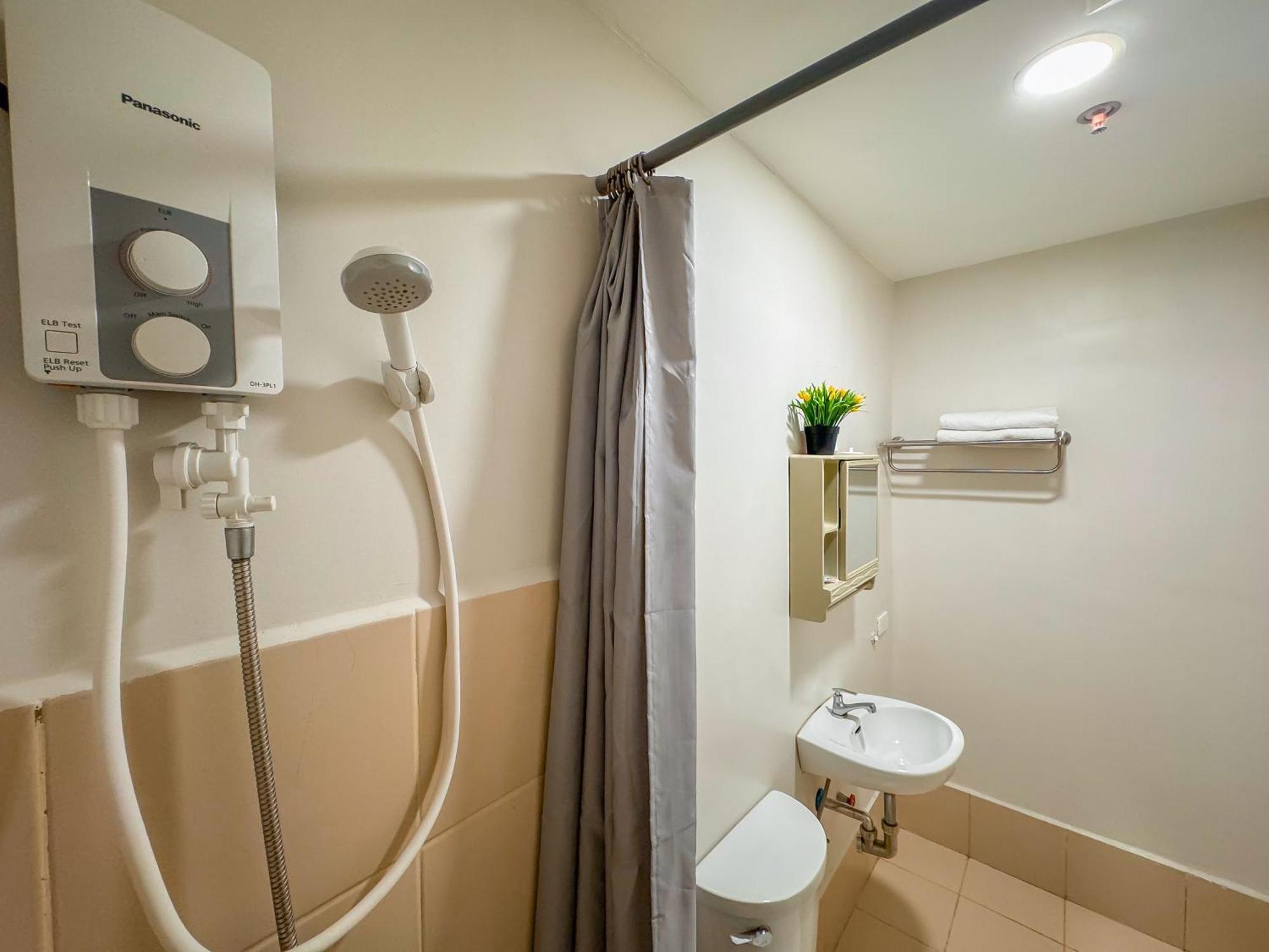 カガヤン・デ・オロThe Loop 2Br Fully Furnished Corner Unit W Balconyアパートメント エクステリア 写真
